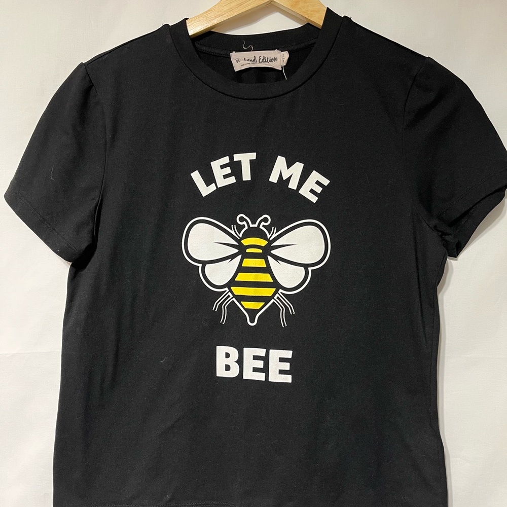 Black Bee Graphic Crop Top